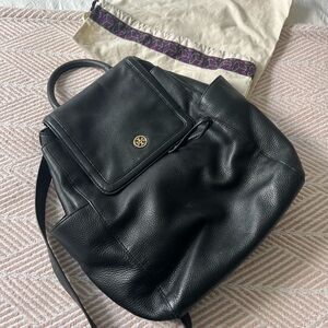 Tory Burch peabled leather backpack in black
